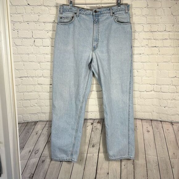 VTG Levis Jeans Mens 40x32 Blue 540 Made In USA Brown Tab Western 90s Denim - Picture 1 of 12